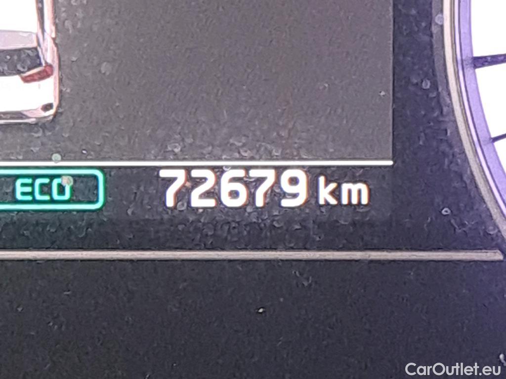 KIA  Niro KIA  / 2019 / 5P / crossover 1.6 GDi PHEV 104kW (141CV) Drive #5