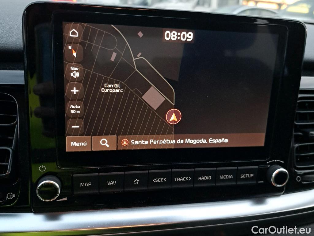 KIA  STONIC KIA  / 2017 / 5P / todoterreno 1.0 T-GDi 88kW (120CV) MHEV iMT Drive #12