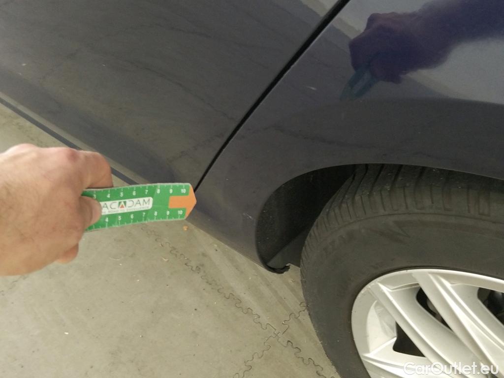 Volkswagen  Golf  VOLKSWAGEN / 2016 / 5P / familiar Last Edition 1.5 TSI 96kW(130CV) Variant #8