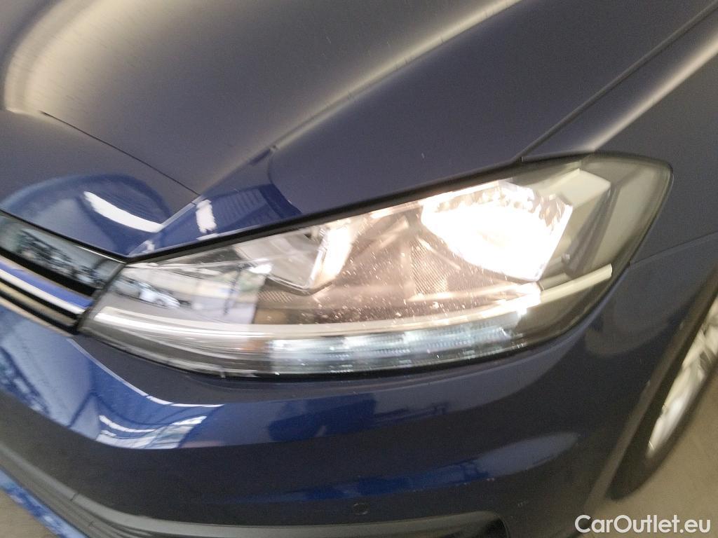 Volkswagen  Golf  VOLKSWAGEN / 2016 / 5P / familiar Last Edition 1.5 TSI 96kW(130CV) Variant #15