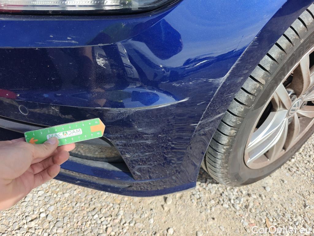  Volkswagen  Golf  VOLKSWAGEN / 2016 / 5P / familiar Last Edition 1.5 TSI 96kW(130CV) Variant #29