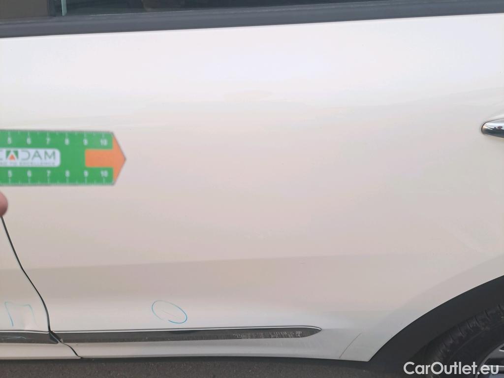 KIA  Niro KIA  / 2019 / 5P / crossover 1.6 GDi PHEV 104kW (141CV) Drive #26