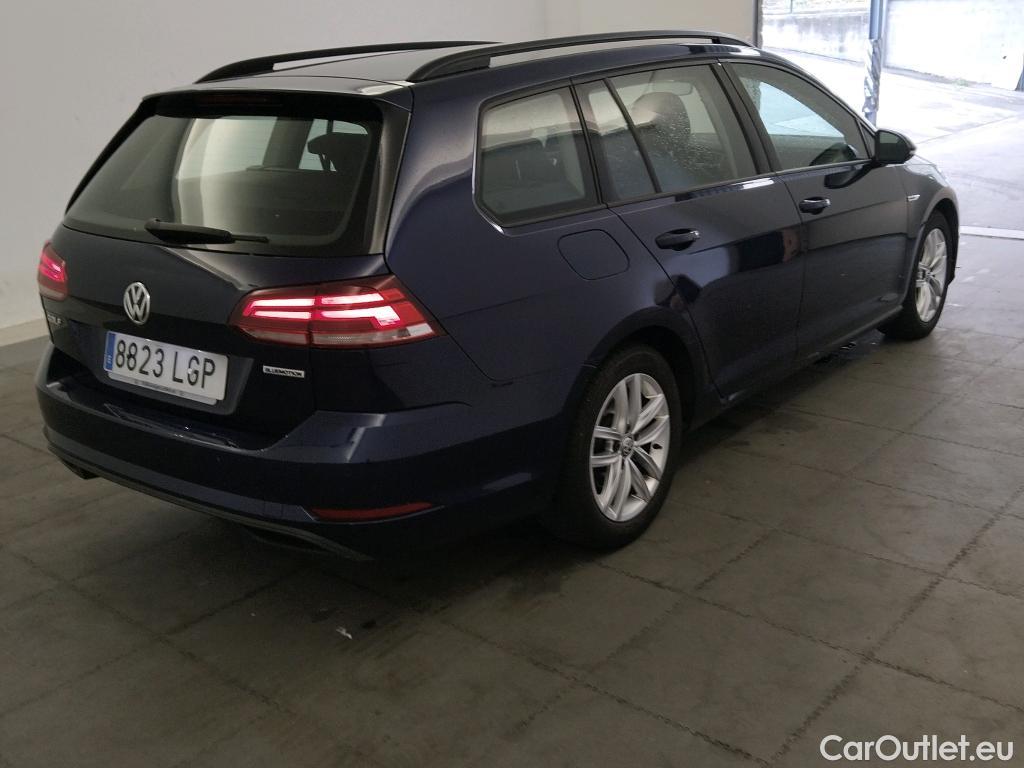 Volkswagen  Golf  VOLKSWAGEN / 2016 / 5P / familiar Last Edition 1.5 TSI 96kW(130CV) Variant #2