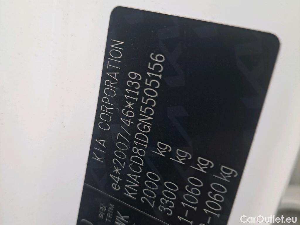 KIA  Niro KIA  / 2019 / 5P / crossover 1.6 GDi PHEV 104kW (141CV) Drive #21