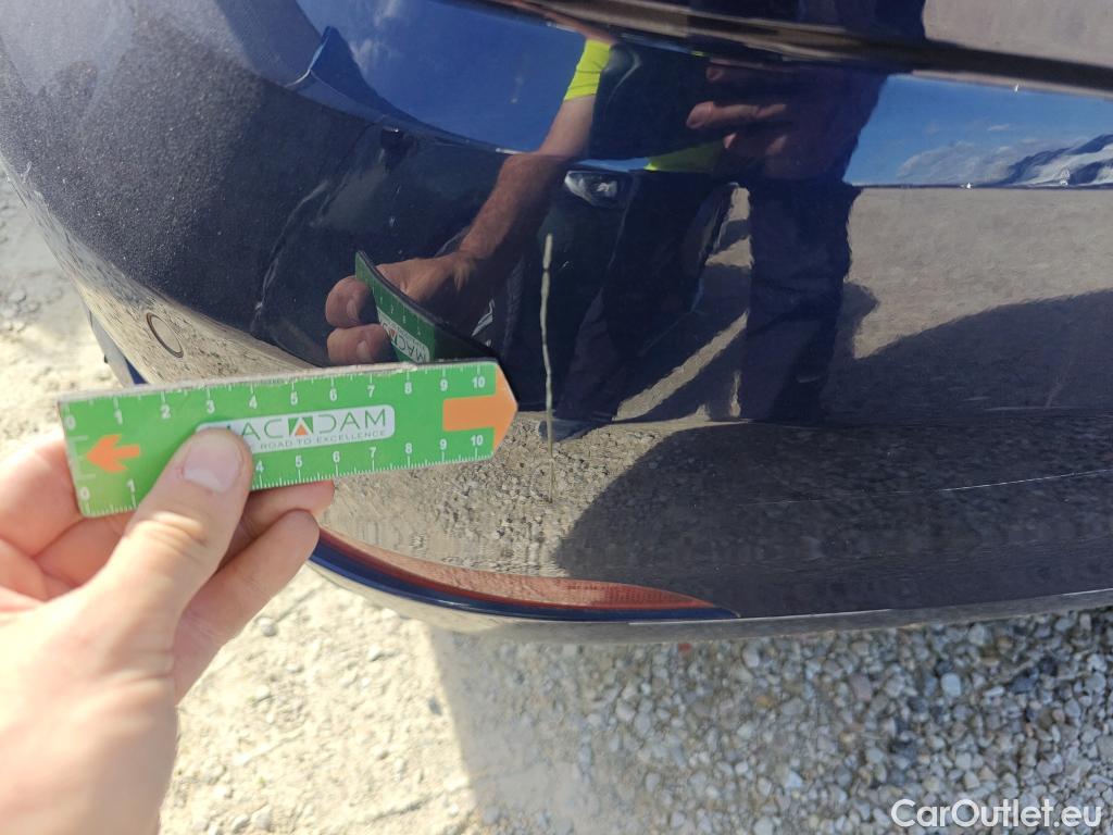  Volkswagen  Golf  VOLKSWAGEN / 2016 / 5P / familiar Last Edition 1.5 TSI 96kW(130CV) Variant #38