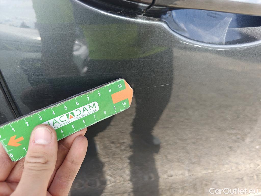  Bmw  X2 BMW  / 2017 / 5P / todoterreno sDrive18d (AC) #23