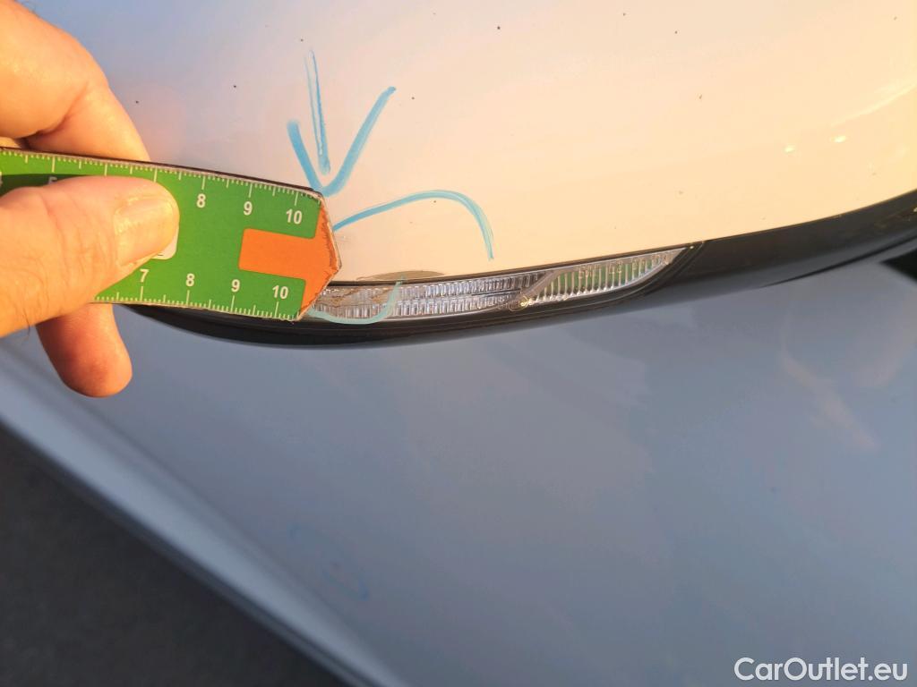 KIA  Niro KIA  / 2019 / 5P / crossover 1.6 GDi PHEV 104kW (141CV) Drive #45