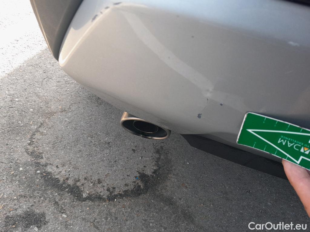 Toyota  RAV4 TOYOTA  / 2018 / 5P / todoterreno 2.5l 220H Luxury #33