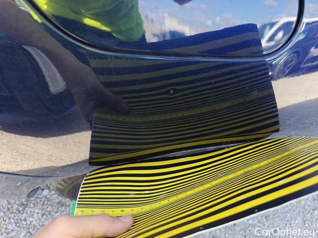  Volkswagen  Golf  VOLKSWAGEN / 2016 / 5P / familiar Last Edition 1.5 TSI 96kW(130CV) Variant #44