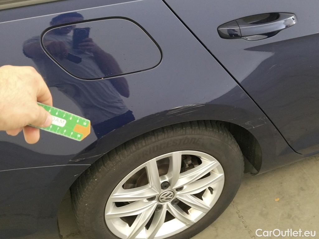 Volkswagen  Golf  VOLKSWAGEN / 2016 / 5P / familiar Last Edition 1.5 TSI 96kW(130CV) Variant #6