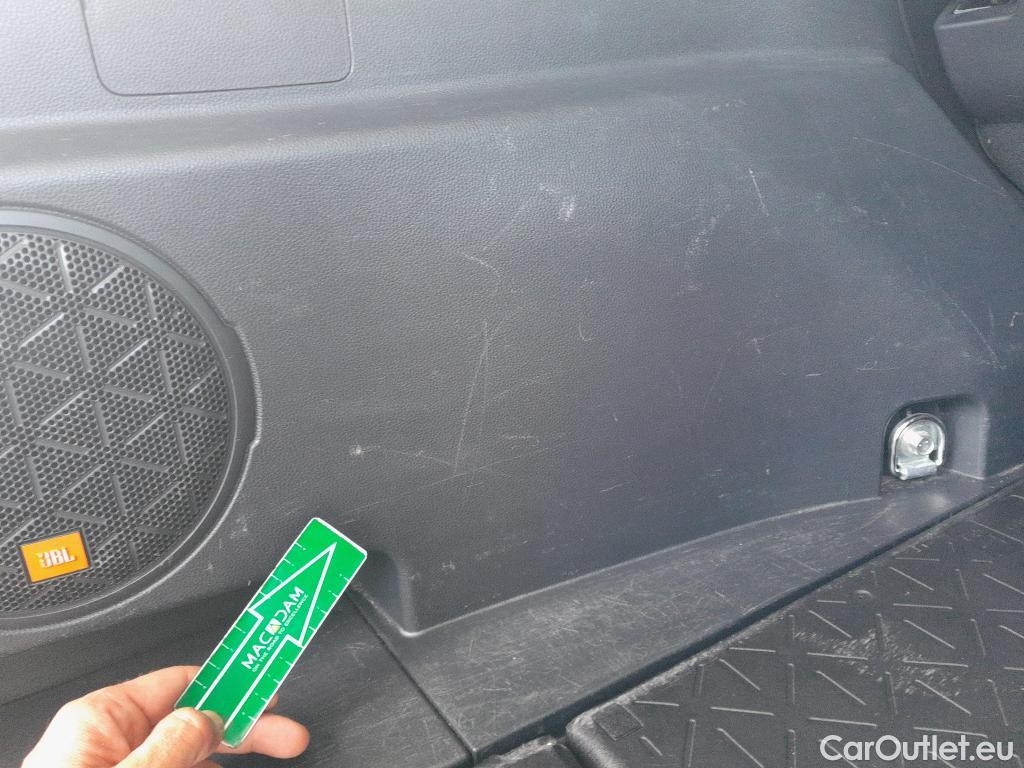 Toyota  RAV4 TOYOTA  / 2018 / 5P / todoterreno 2.5l 220H Luxury #26