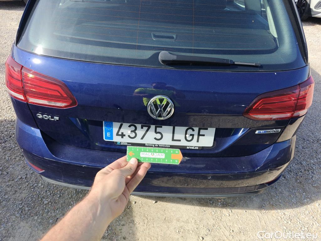  Volkswagen  Golf  VOLKSWAGEN / 2016 / 5P / familiar Last Edition 1.5 TSI 96kW(130CV) Variant #51