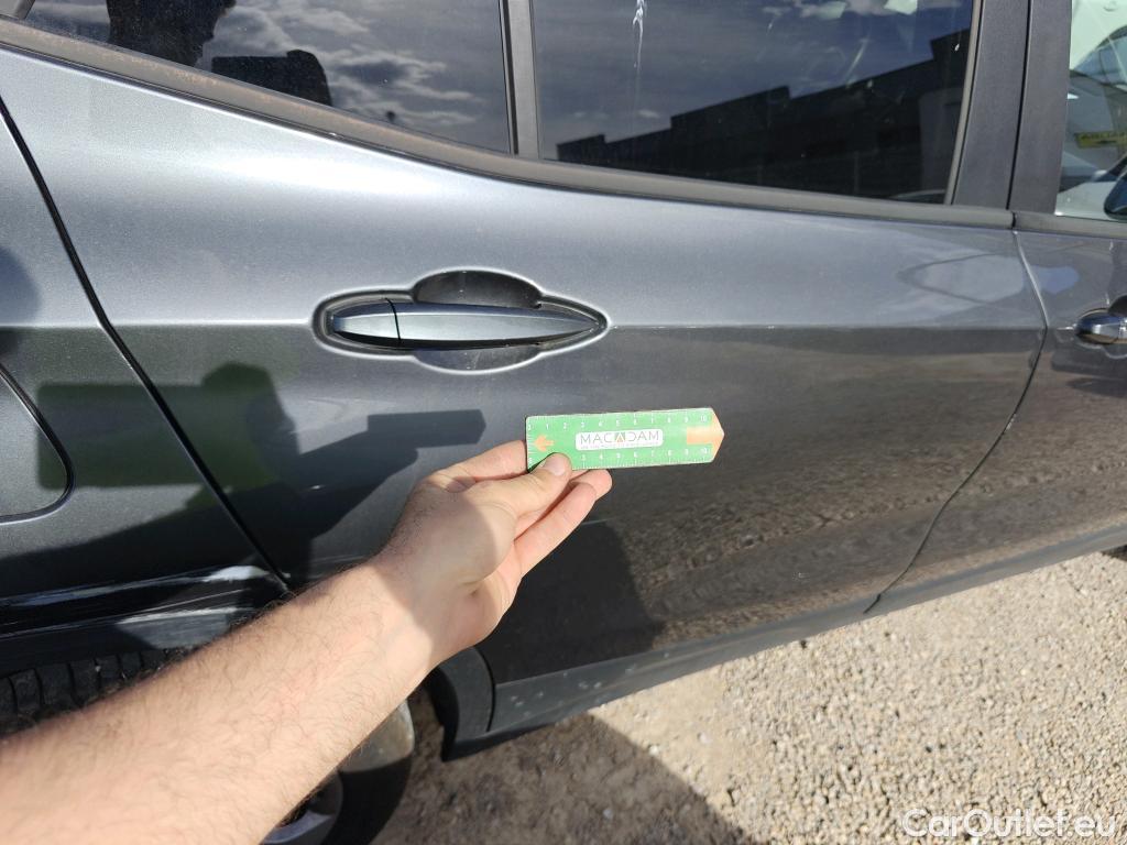  Bmw  X2 BMW  / 2017 / 5P / todoterreno sDrive18d (AC) #17