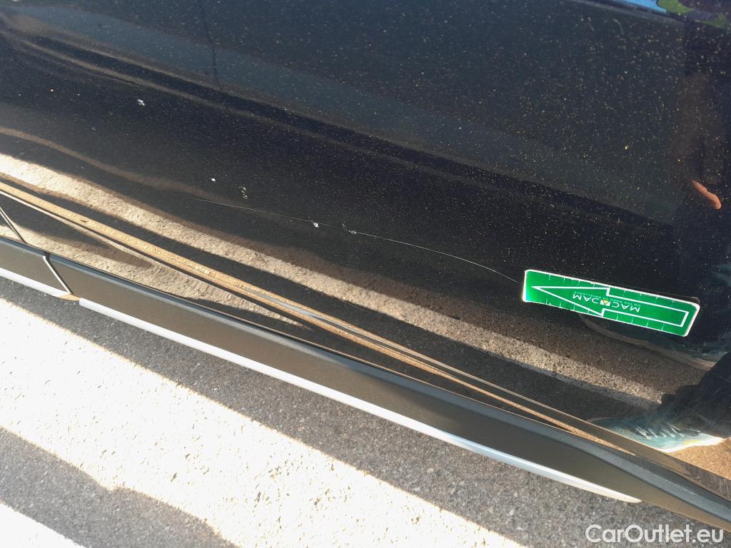 Toyota  RAV4 TOYOTA  / 2018 / 5P / todoterreno 2.5l 220H Luxury #11