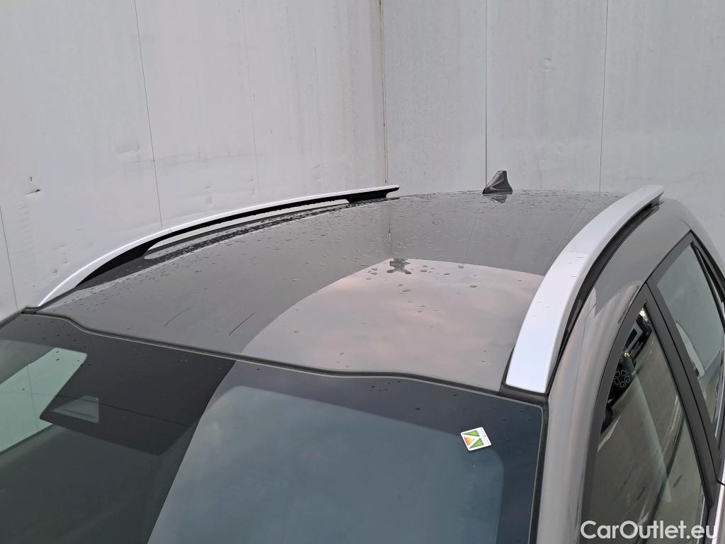 KIA  STONIC KIA  / 2017 / 5P / todoterreno 1.0 T-GDi 88kW (120CV) MHEV iMT Drive #16