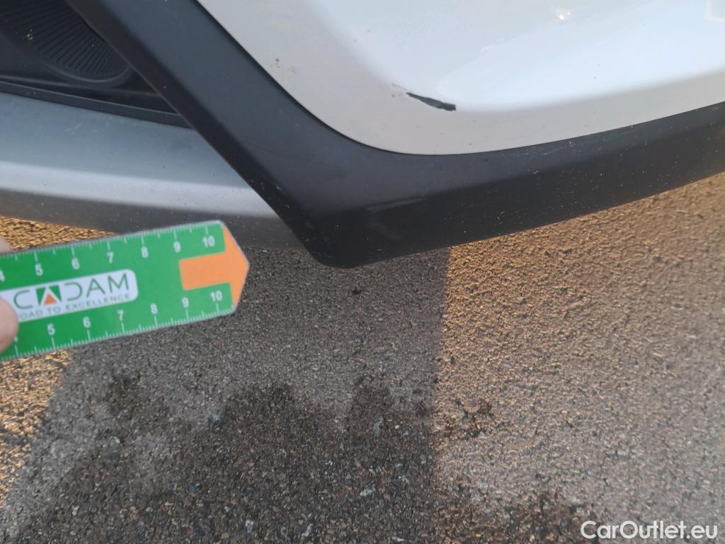 KIA  Niro KIA  / 2019 / 5P / crossover 1.6 GDi PHEV 104kW (141CV) Drive #33