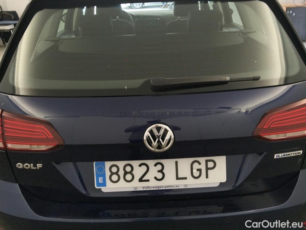 Volkswagen  Golf  VOLKSWAGEN / 2016 / 5P / familiar Last Edition 1.5 TSI 96kW(130CV) Variant #1