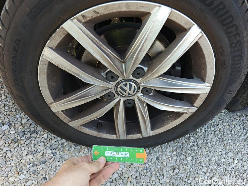  Volkswagen  Golf  VOLKSWAGEN / 2016 / 5P / familiar Last Edition 1.5 TSI 96kW(130CV) Variant #23