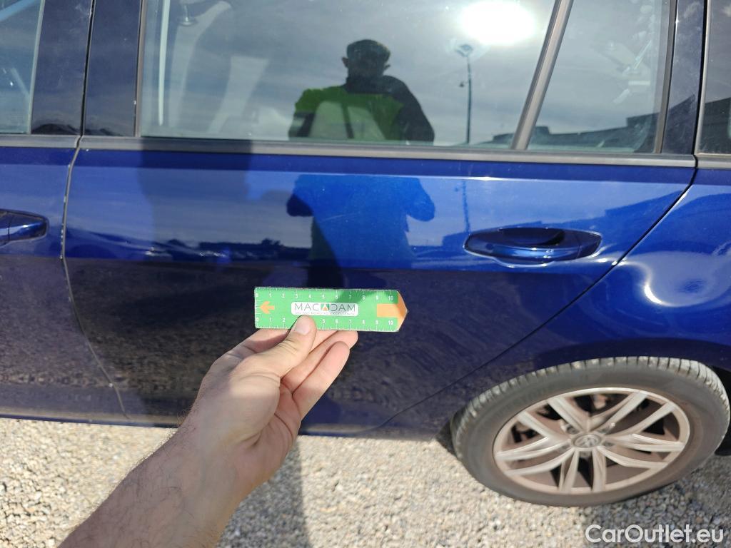  Volkswagen  Golf  VOLKSWAGEN / 2016 / 5P / familiar Last Edition 1.5 TSI 96kW(130CV) Variant #13