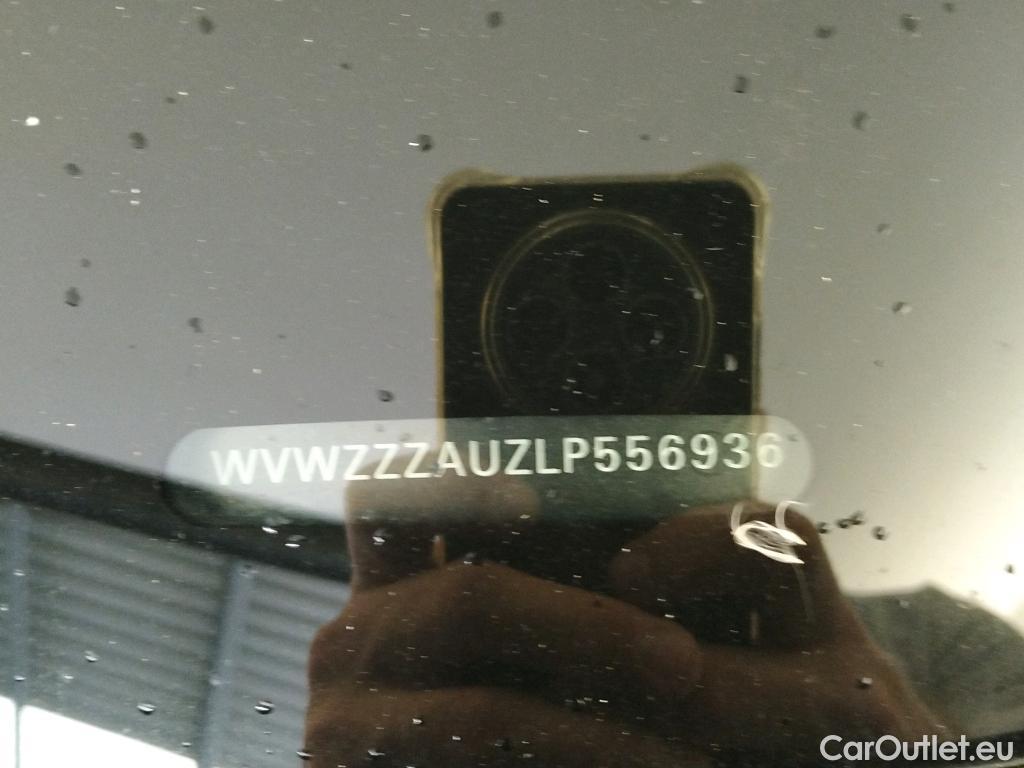 Volkswagen  Golf  VOLKSWAGEN / 2016 / 5P / familiar Last Edition 1.5 TSI 96kW(130CV) Variant #17