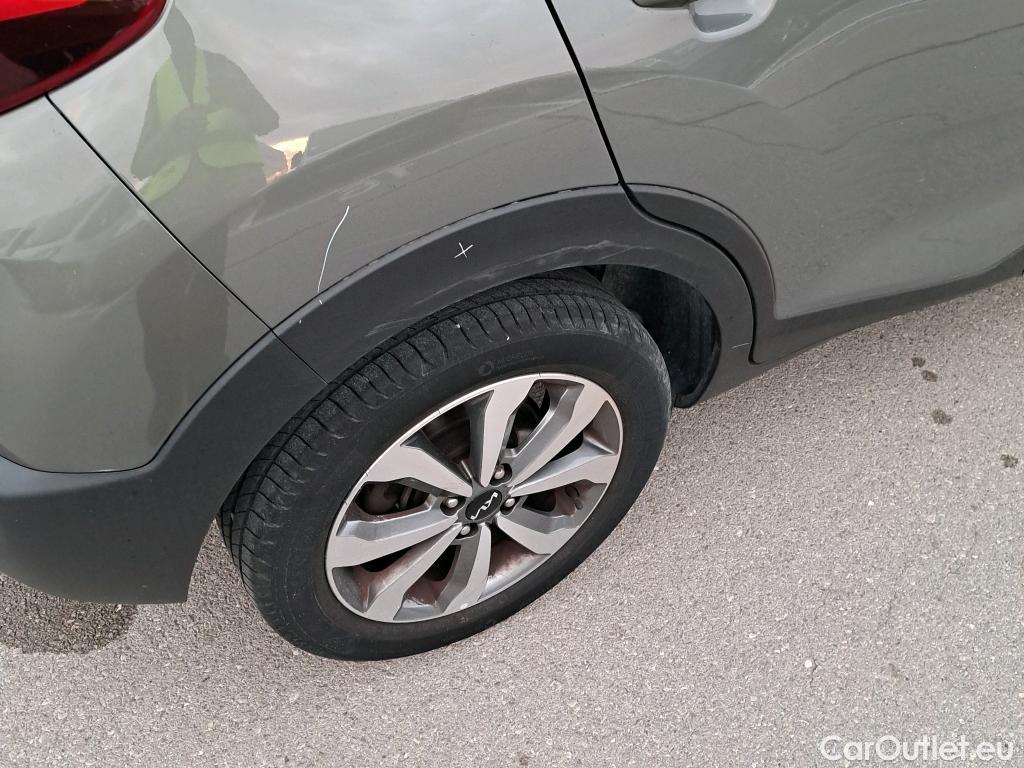 KIA  STONIC KIA  / 2017 / 5P / todoterreno 1.0 T-GDi 88kW (120CV) MHEV iMT Drive #17