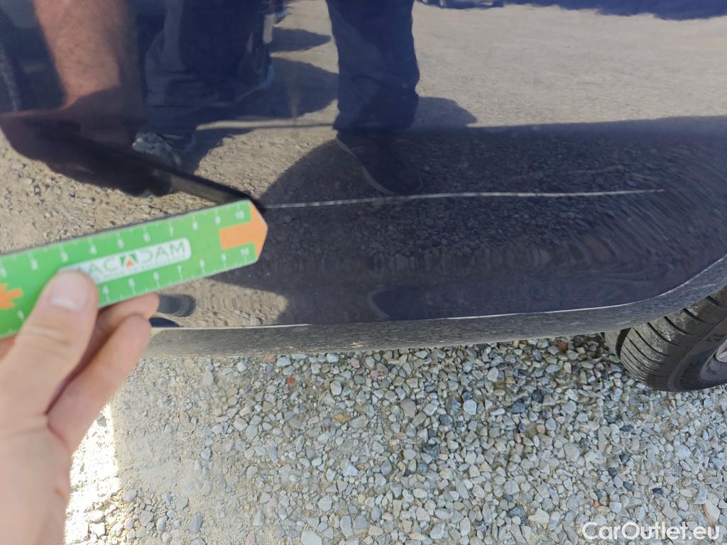  Volkswagen  Golf  VOLKSWAGEN / 2016 / 5P / familiar Last Edition 1.5 TSI 96kW(130CV) Variant #39