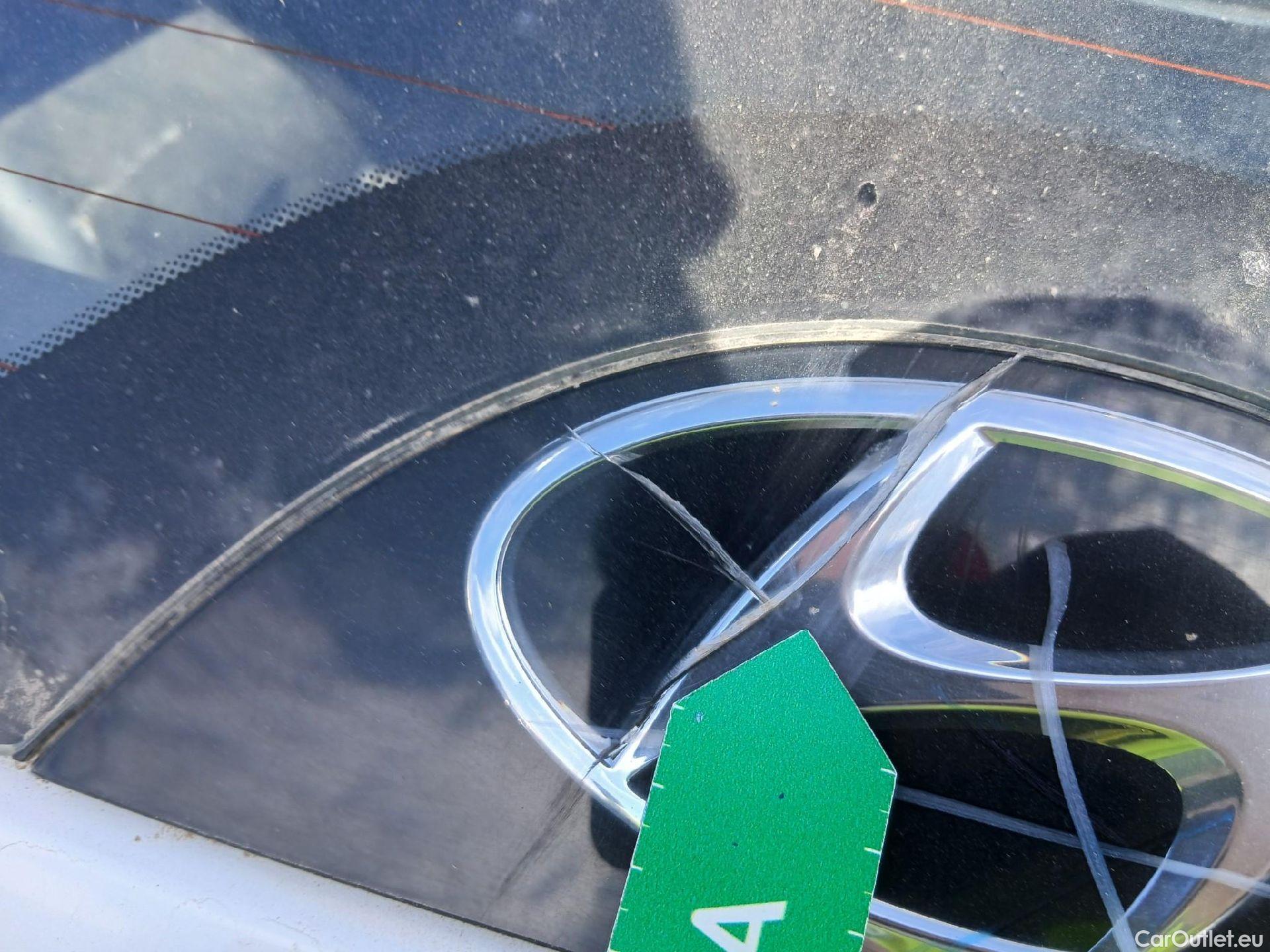  Hyundai  Tucson HYUNDAI  / 2020 / 5P / todoterreno 1.6 CRDI 100kW (136CV) 48V Maxx DCT #70