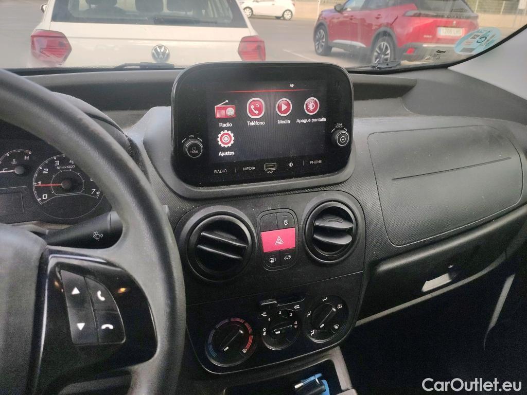 Fiat  Fiorino FIAT  / 2016 / 4P / furgón derivado de turismo Cargo SX N1 1.3 MJet 70 kW (95 CV) #13