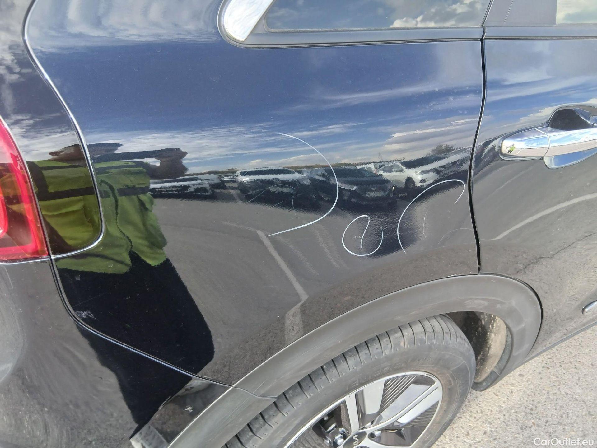 KIA  Niro KIA  / 2019 / 5P / crossover 1.6 GDi PHEV 104kW (141CV) Drive #11