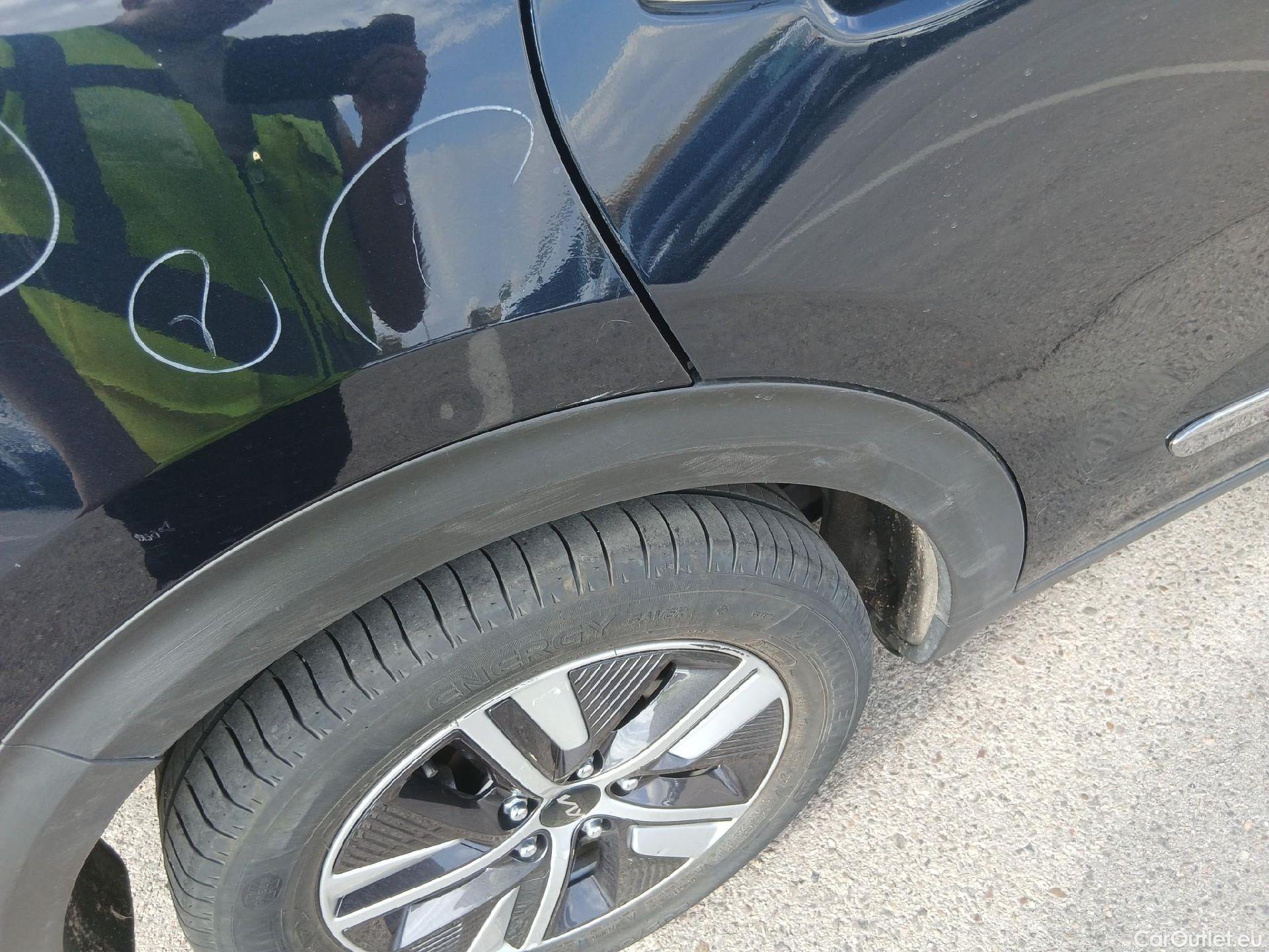 KIA  Niro KIA  / 2019 / 5P / crossover 1.6 GDi PHEV 104kW (141CV) Drive #14