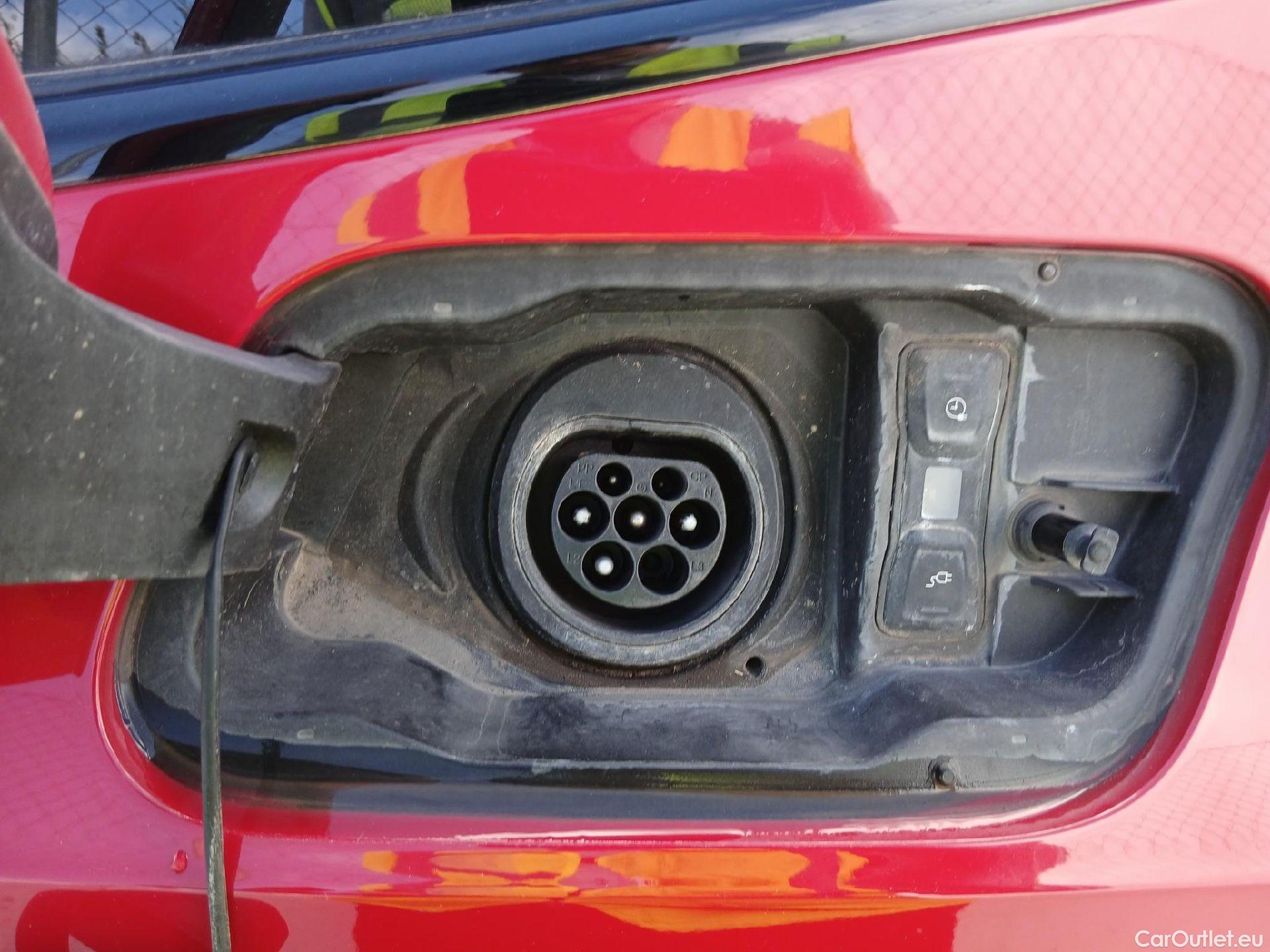 Audi  A7 Sportback AUDI A7 / 2017 / 5P / berlina con portón Sportback 55 TFSIe 270KW quat-ult S tron #15