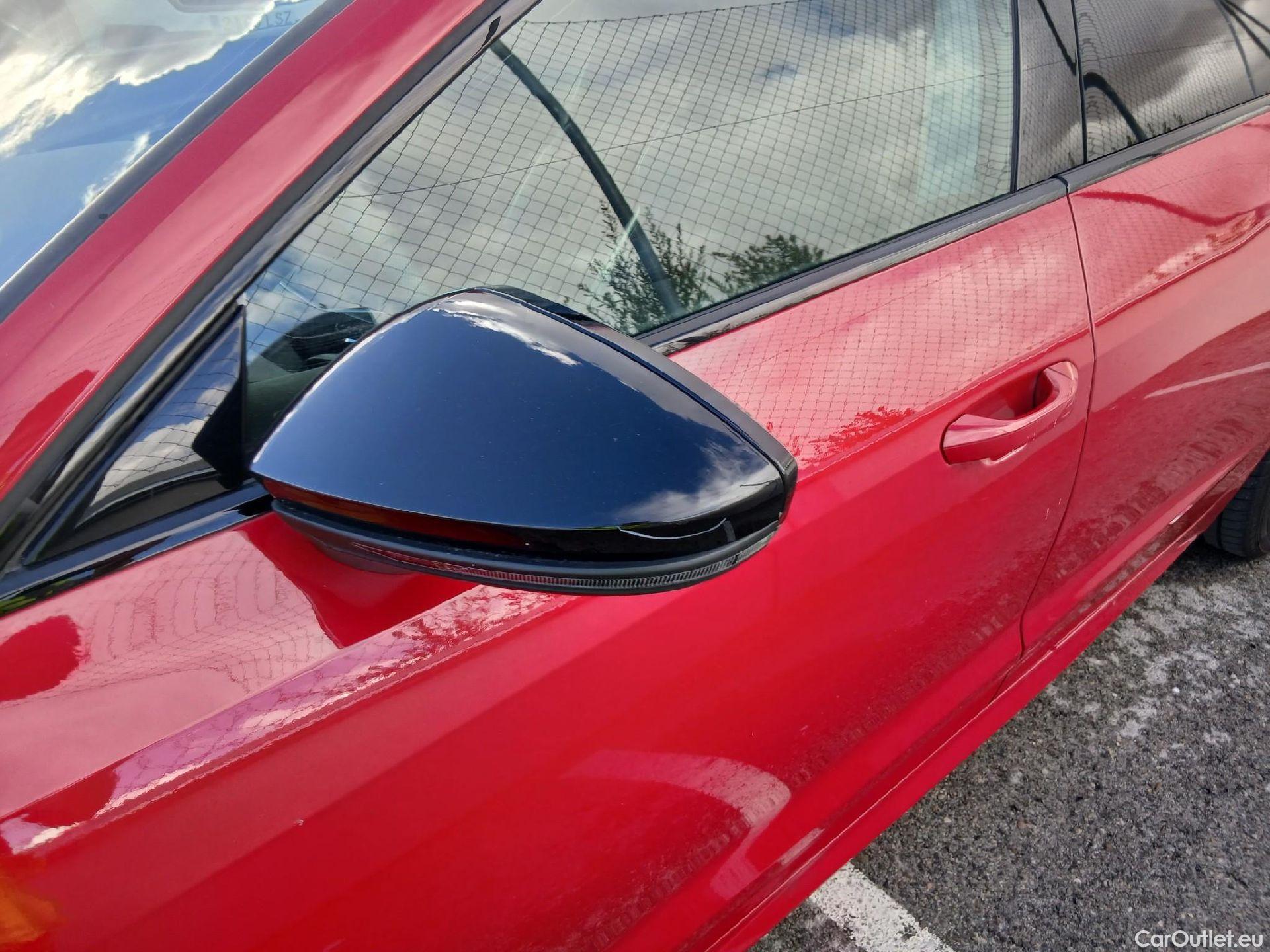 Audi  A7 Sportback AUDI A7 / 2017 / 5P / berlina con portón Sportback 55 TFSIe 270KW quat-ult S tron #23