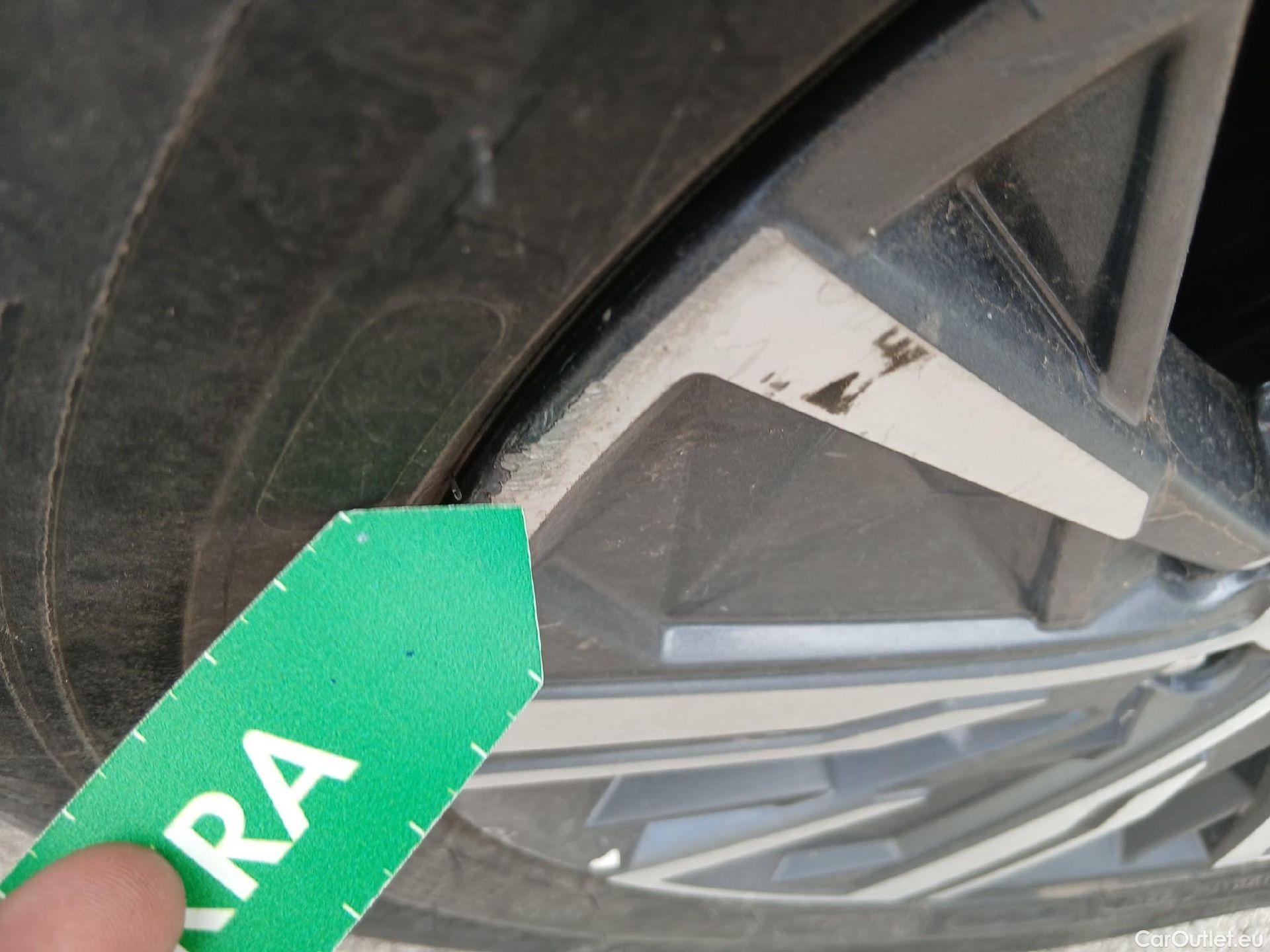  Hyundai  Tucson HYUNDAI  / 2020 / 5P / todoterreno 1.6 CRDI 100kW (136CV) 48V Maxx DCT #10