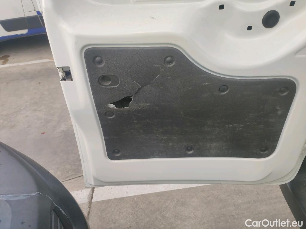 Fiat  Fiorino FIAT  / 2016 / 4P / furgón derivado de turismo Cargo SX N1 1.3 MJet 70 kW (95 CV) #20