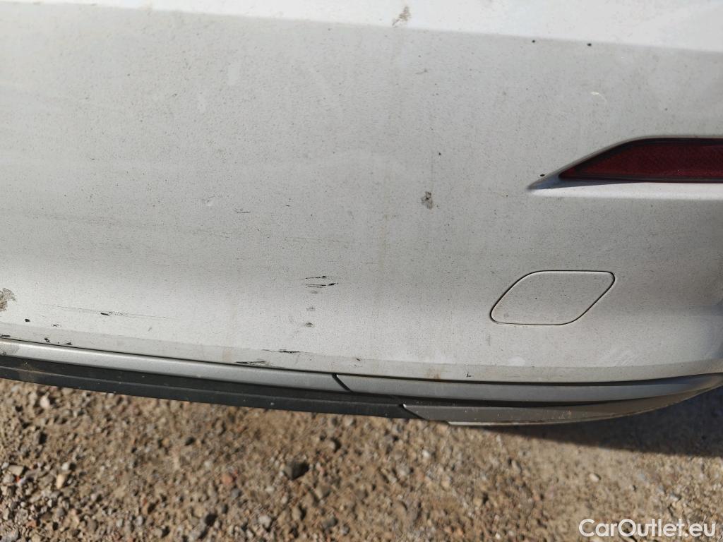  Audi  A3 AUDI  / 2020 / 5P / berlina con portón Sportback Advanced 30 TFSI 81kW S tronic (AC) #30