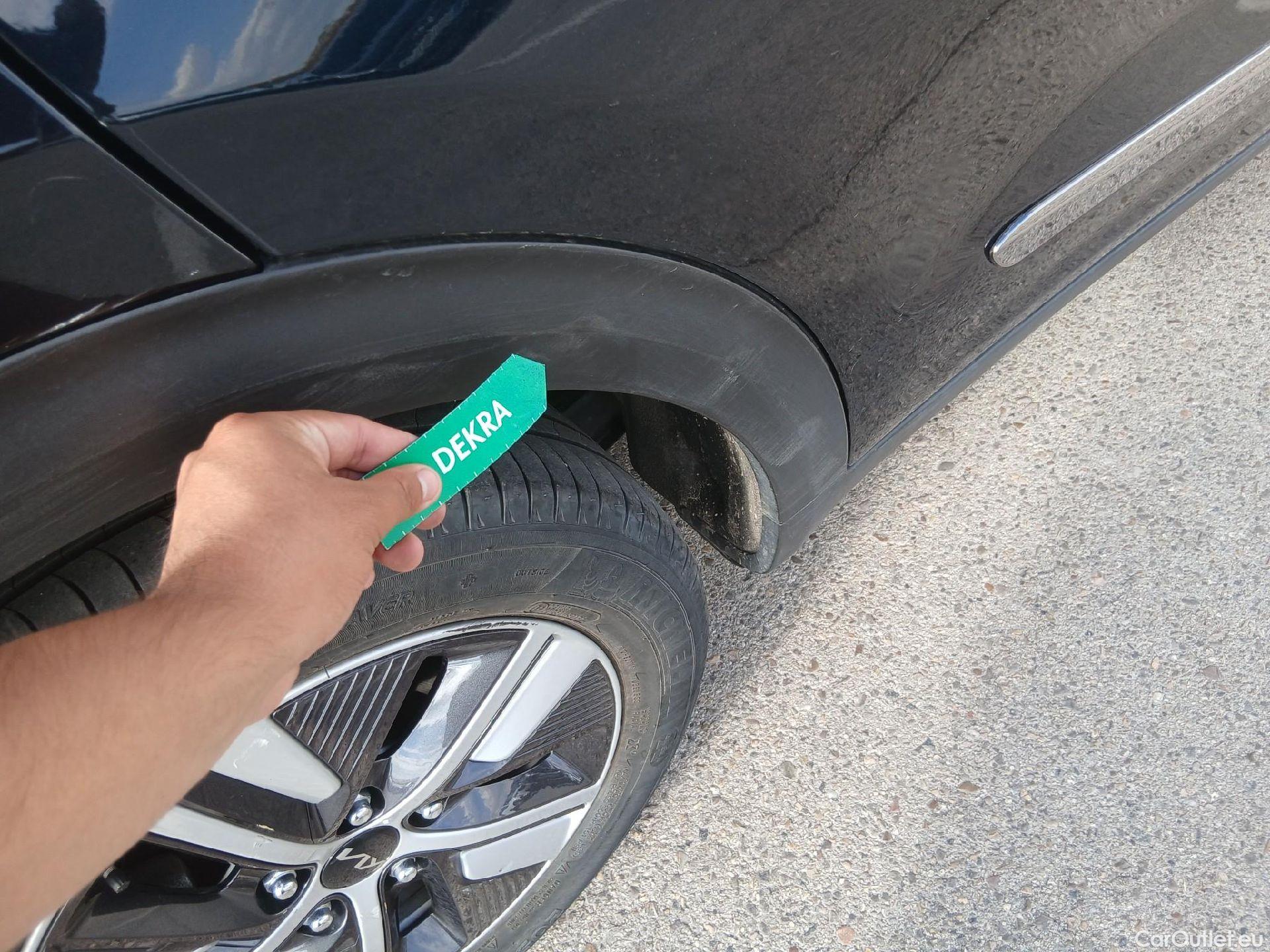 KIA  Niro KIA  / 2019 / 5P / crossover 1.6 GDi PHEV 104kW (141CV) Drive #15