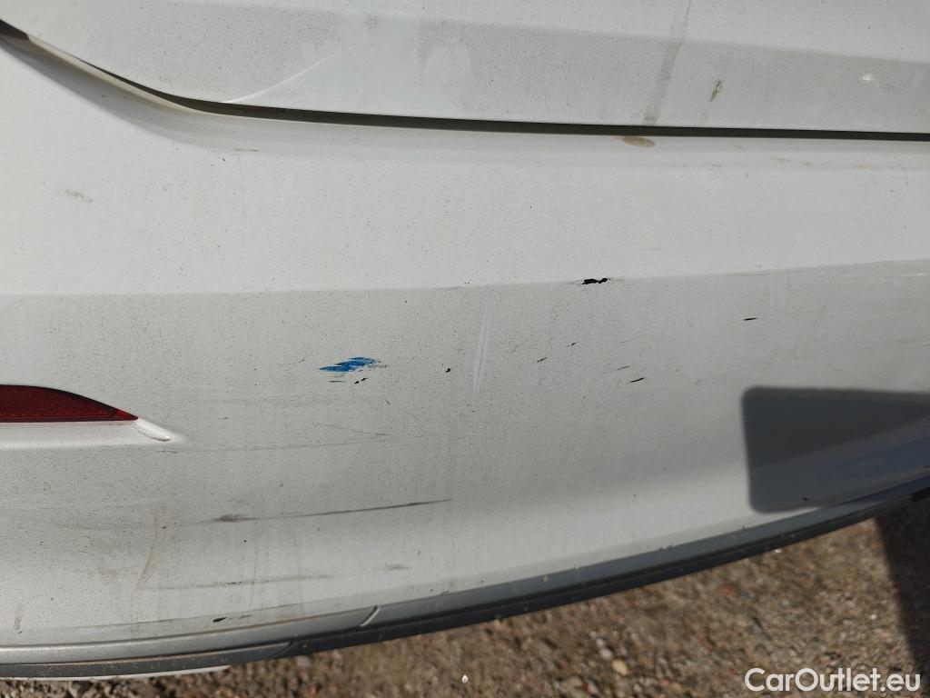  Audi  A3 AUDI  / 2020 / 5P / berlina con portón Sportback Advanced 30 TFSI 81kW S tronic (AC) #28