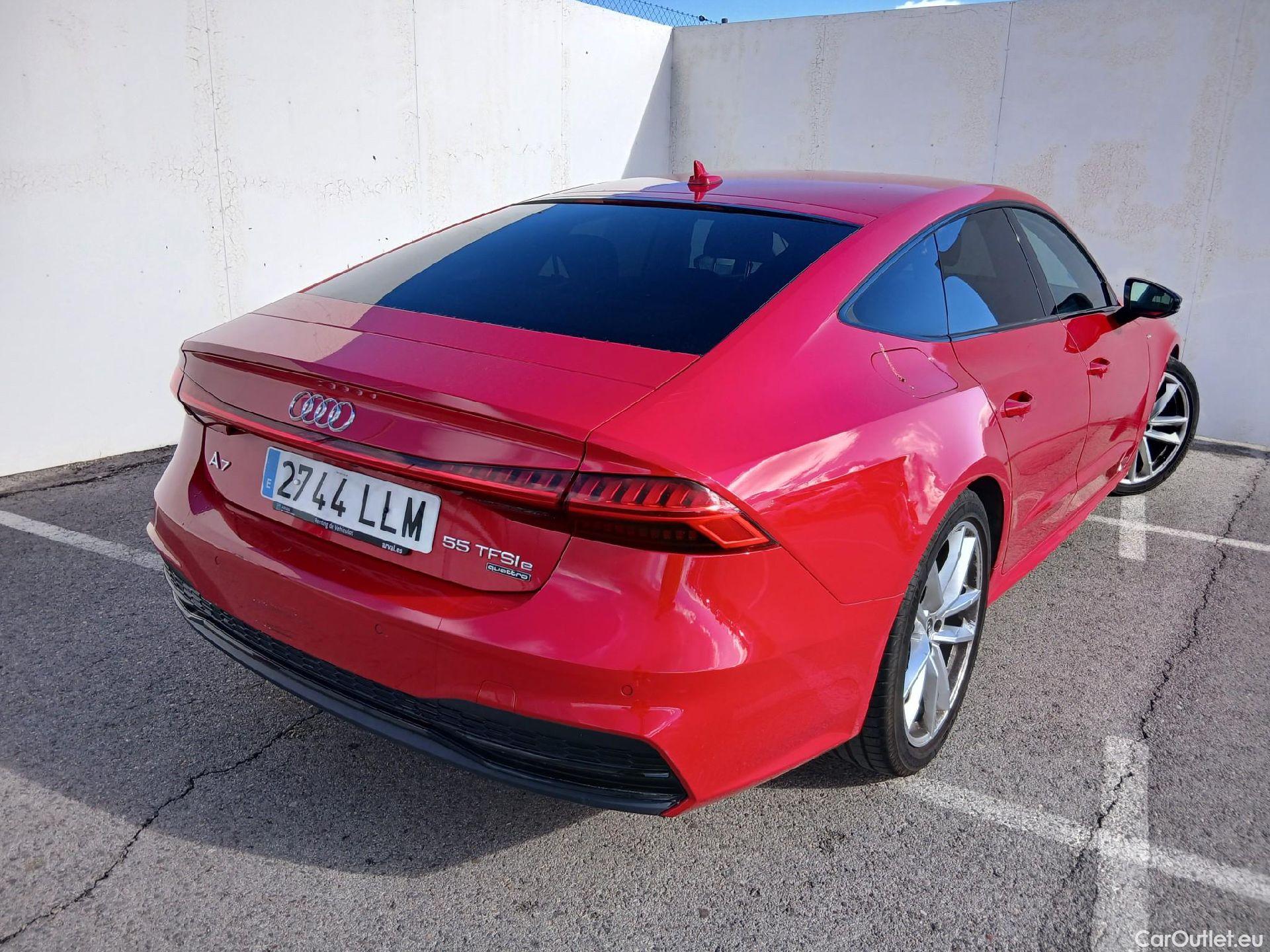 Audi  A7 Sportback AUDI A7 / 2017 / 5P / berlina con portón Sportback 55 TFSIe 270KW quat-ult S tron #2