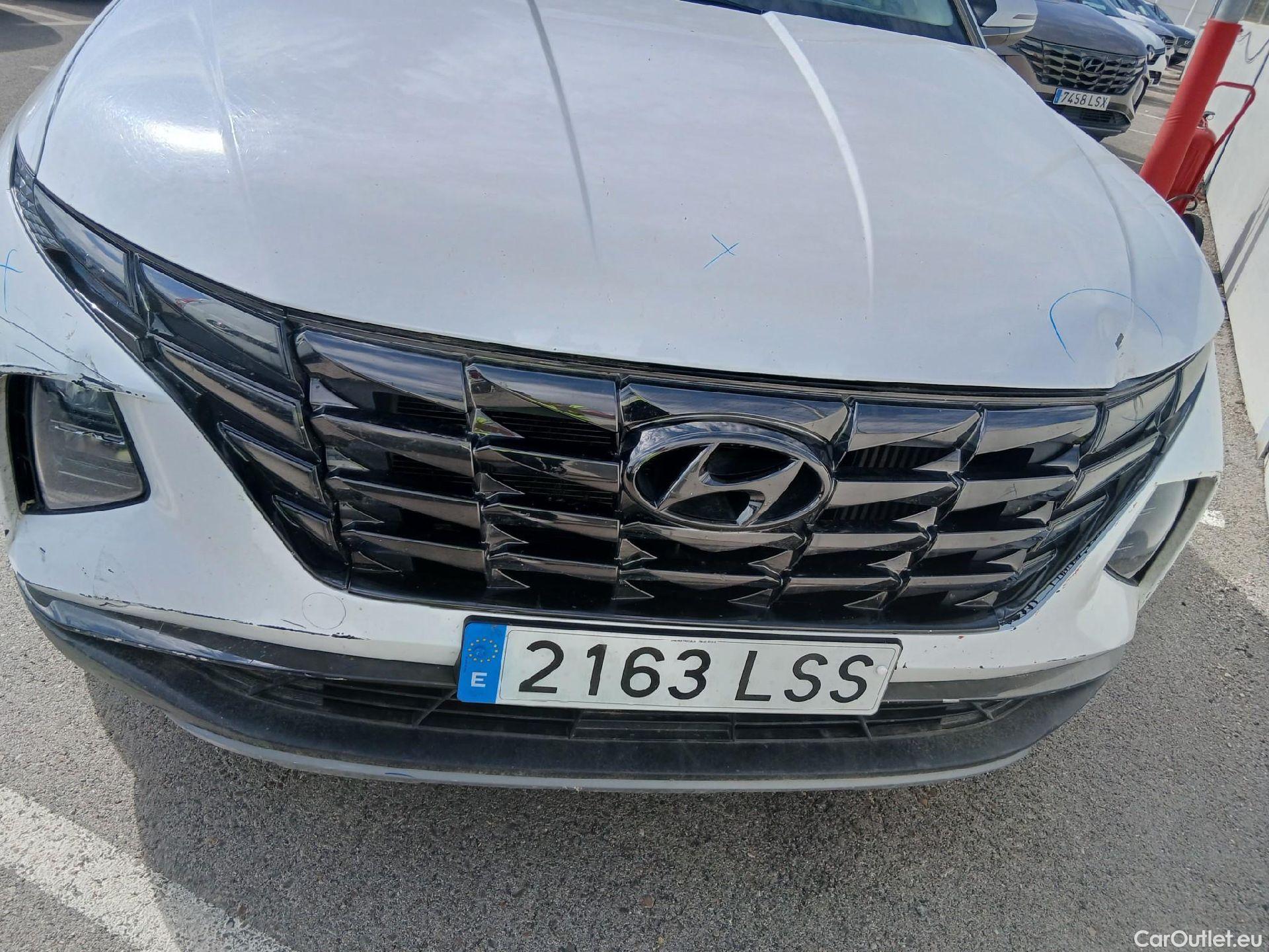  Hyundai  Tucson HYUNDAI  / 2020 / 5P / todoterreno 1.6 CRDI 100kW (136CV) 48V Maxx DCT #18