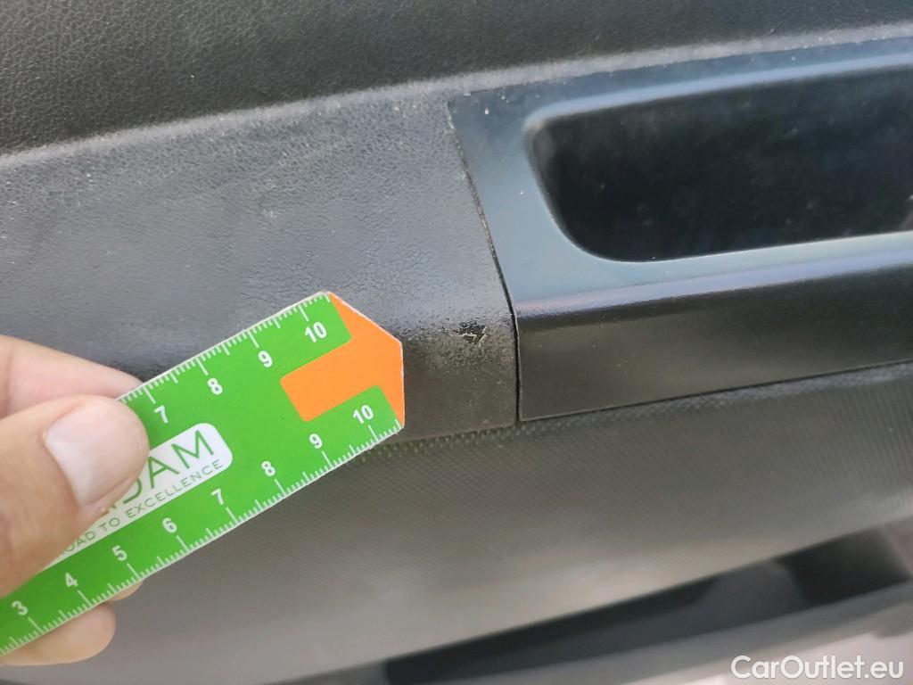 Fiat  Fiorino FIAT  / 2016 / 4P / furgón derivado de turismo Cargo SX N1 1.3 MJet 70 kW (95 CV) #2