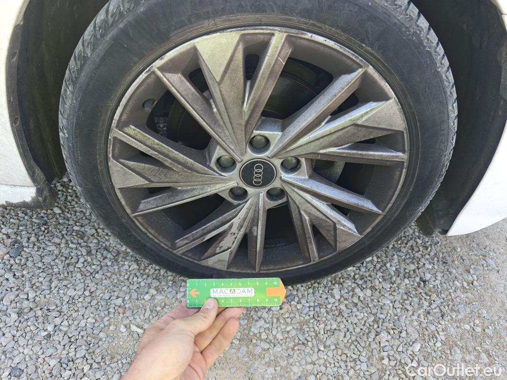  Audi  A3 AUDI  / 2020 / 5P / berlina con portón Sportback Advanced 30 TFSI 81kW S tronic (AC) #18