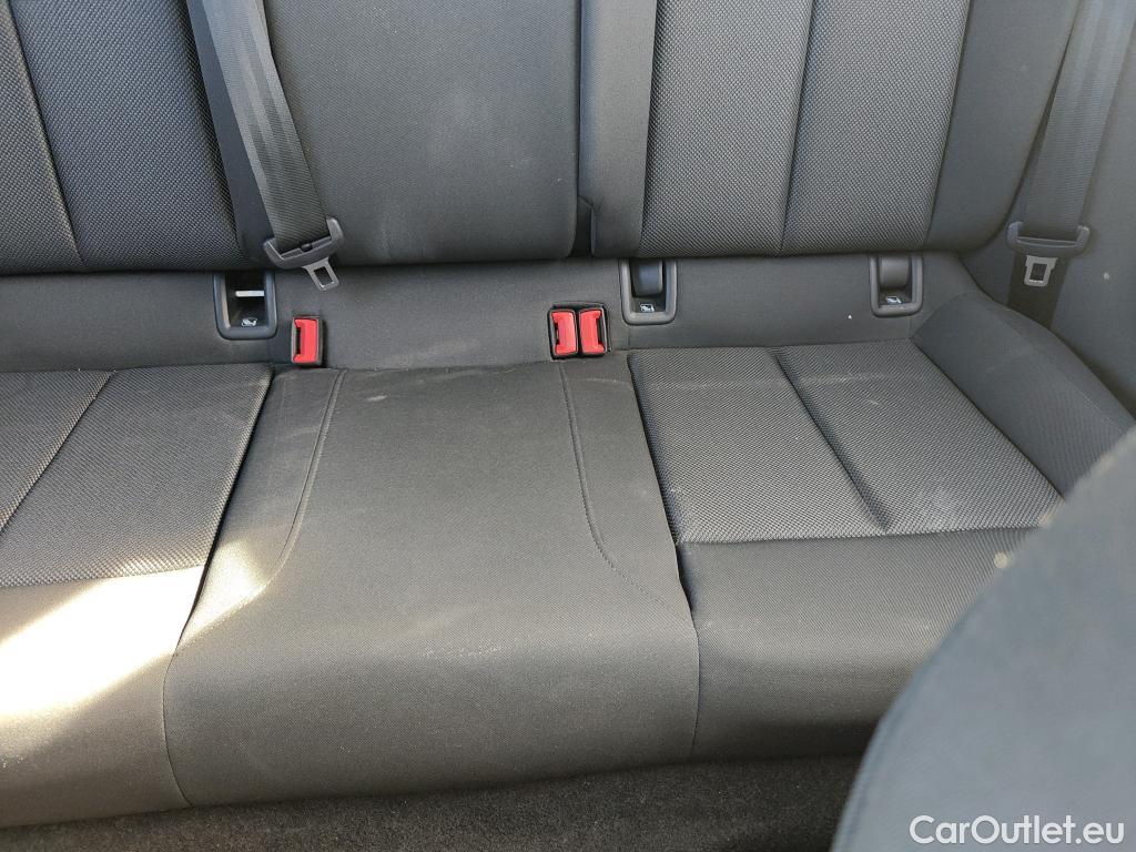  Audi  A3 AUDI  / 2020 / 5P / berlina con portón Sportback Advanced 30 TFSI 81kW S tronic (AC) #37