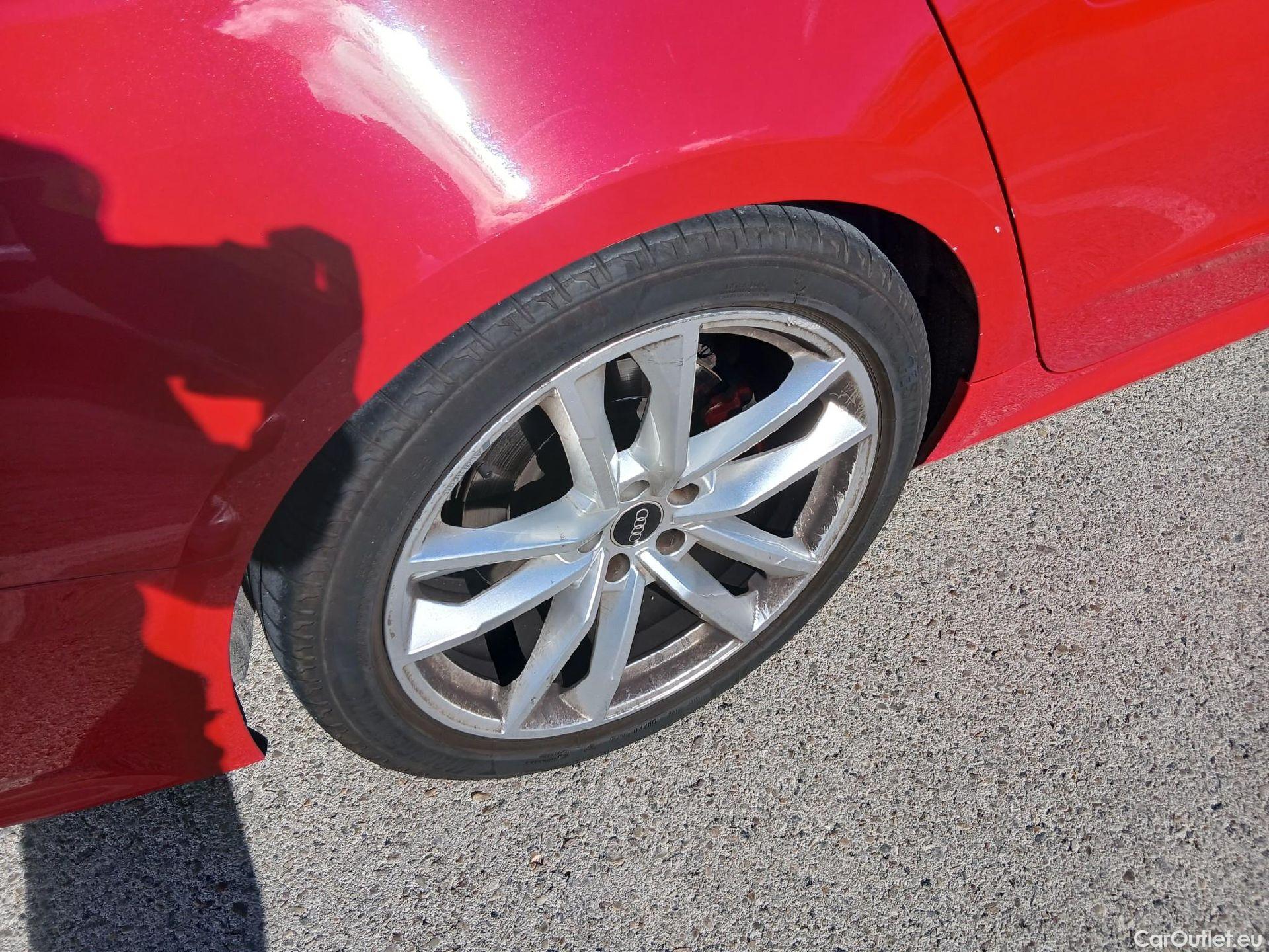 Audi  A7 Sportback AUDI A7 / 2017 / 5P / berlina con portón Sportback 55 TFSIe 270KW quat-ult S tron #9