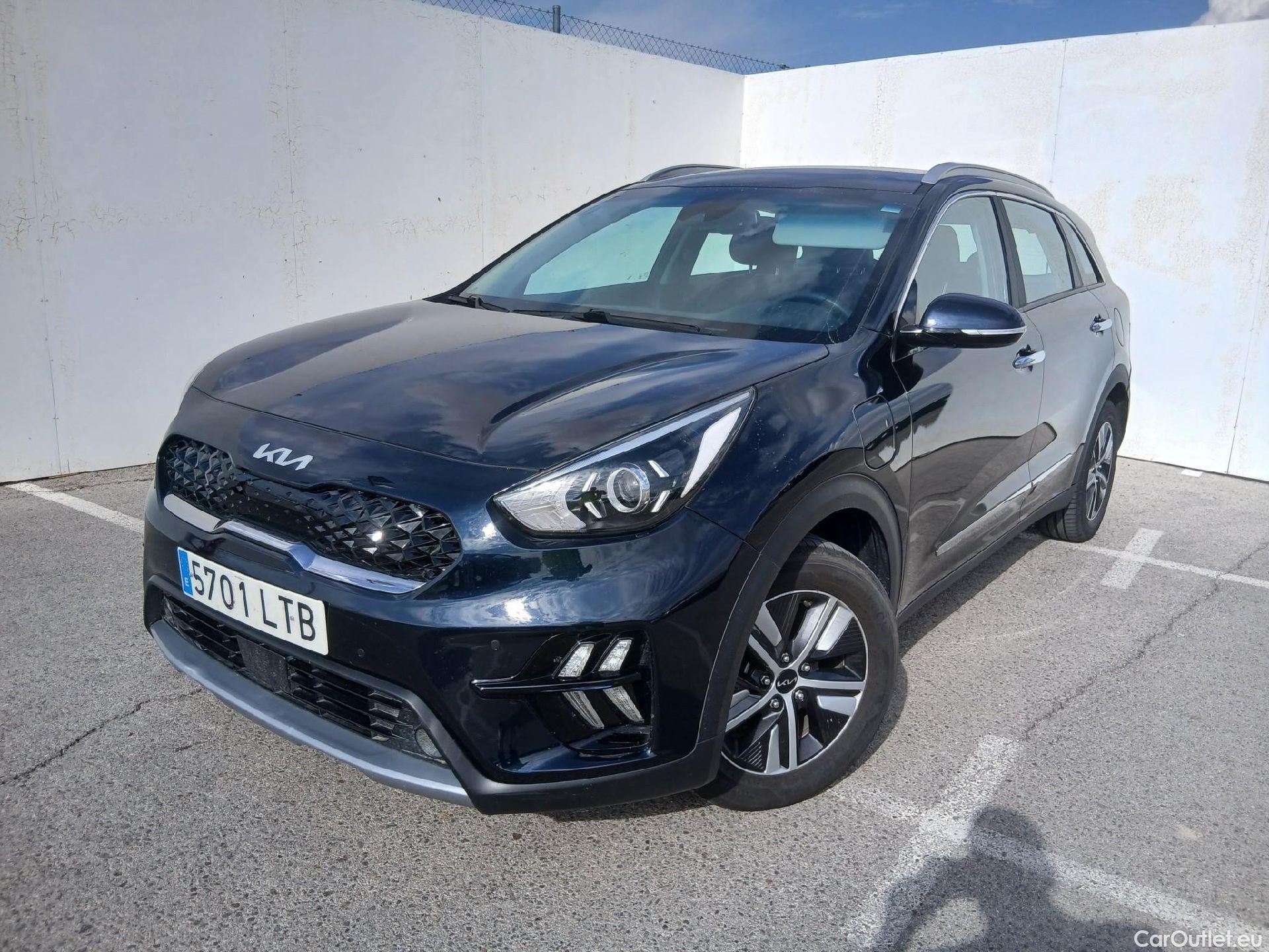 KIA  Niro KIA  / 2019 / 5P / crossover 1.6 GDi PHEV 104kW (141CV) Drive #1