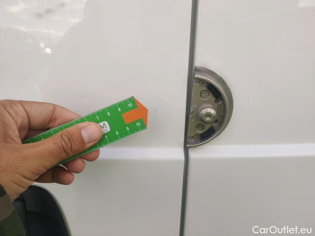 Fiat  Fiorino FIAT  / 2016 / 4P / furgón derivado de turismo Cargo SX N1 1.3 MJet 70 kW (95 CV) #33