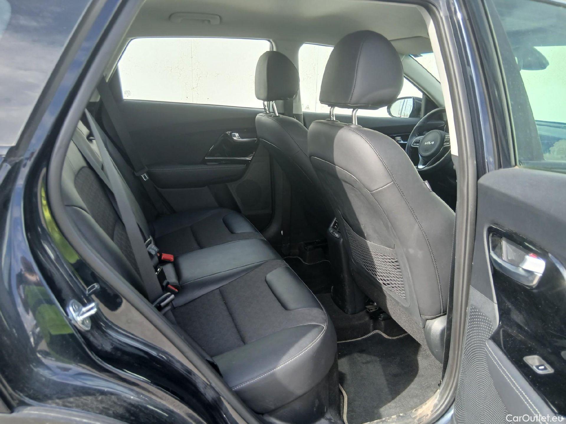 KIA  Niro KIA  / 2019 / 5P / crossover 1.6 GDi PHEV 104kW (141CV) Drive #7