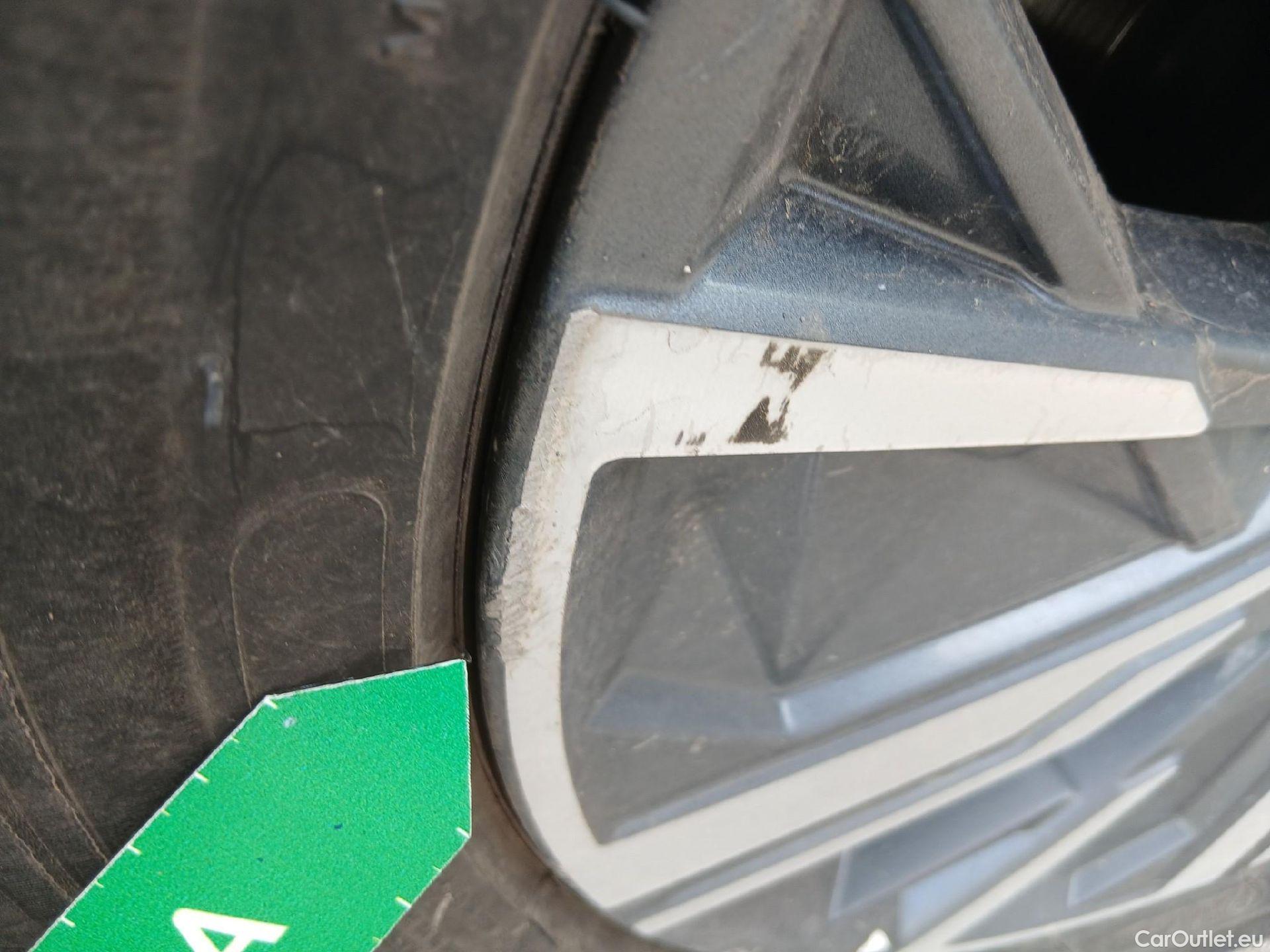  Hyundai  Tucson HYUNDAI  / 2020 / 5P / todoterreno 1.6 CRDI 100kW (136CV) 48V Maxx DCT #13