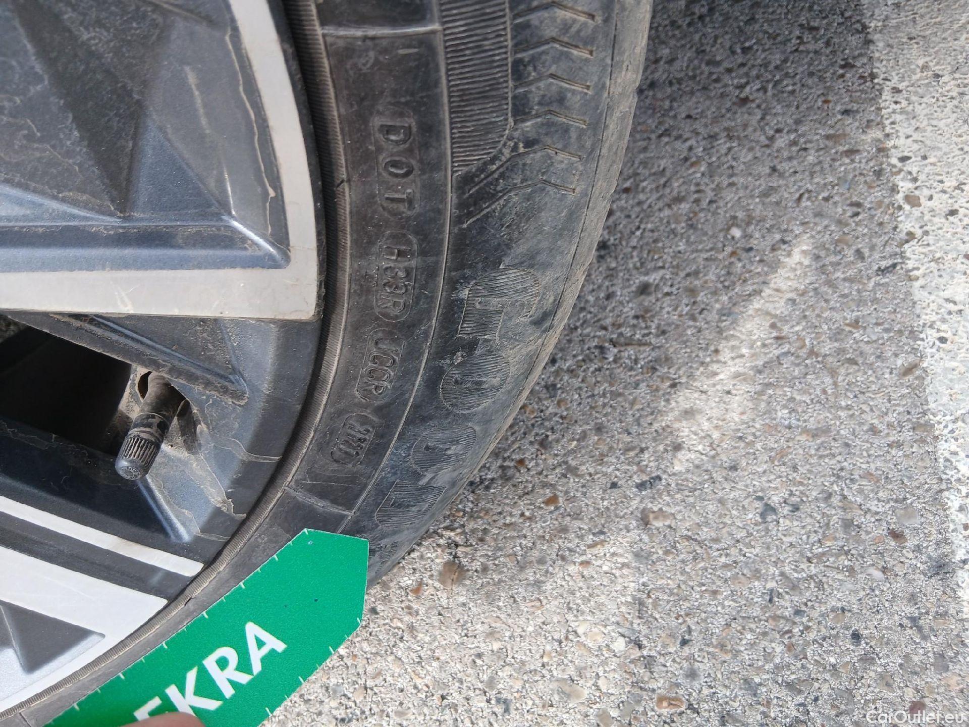  Hyundai  Tucson HYUNDAI  / 2020 / 5P / todoterreno 1.6 CRDI 100kW (136CV) 48V Maxx DCT #12