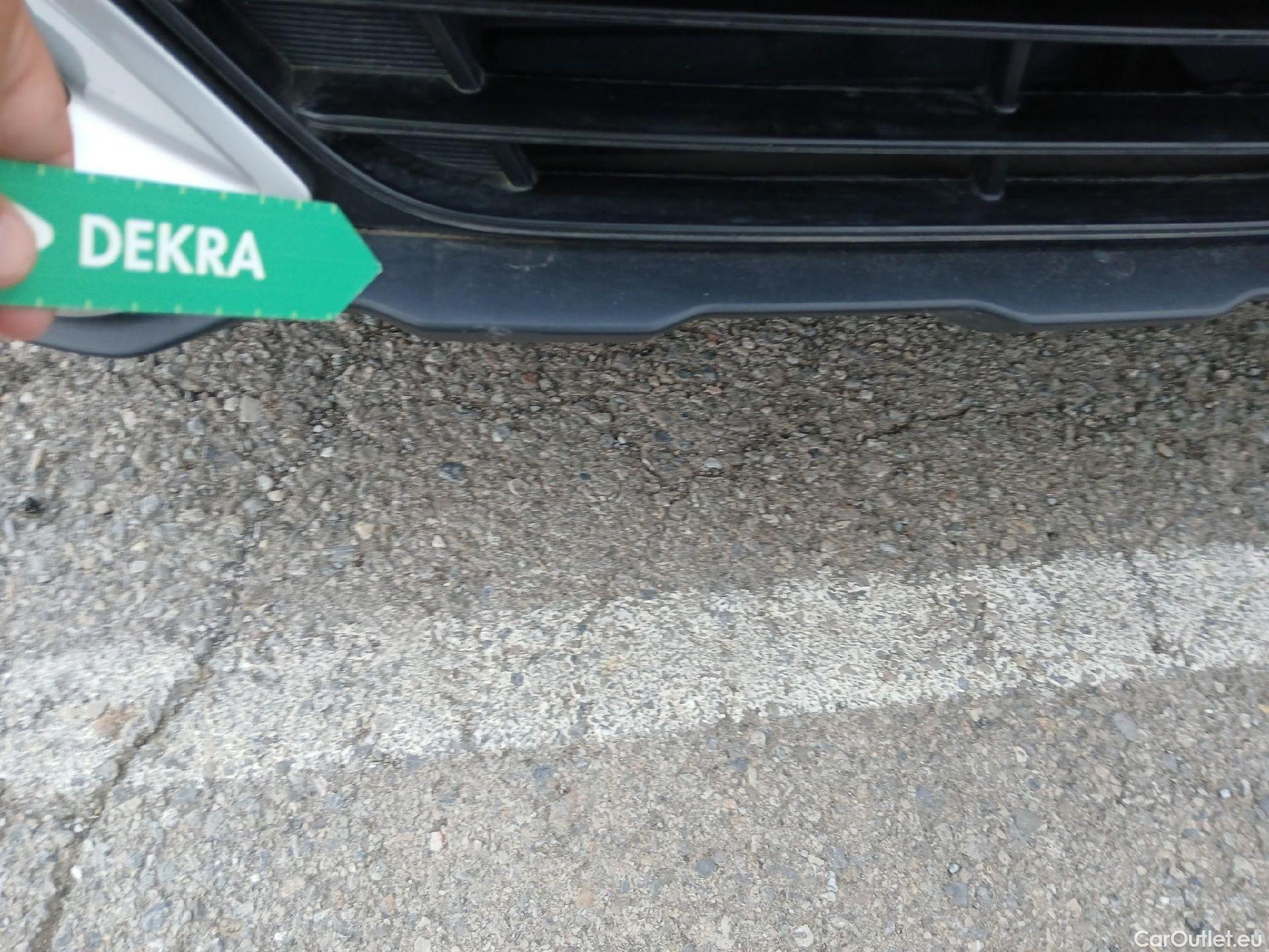 KIA  Sportage KIA  / 2022 / 5P / todoterreno 1.6 T-GDi MHEV 110kW (150CV) Drive 4x2 (AC2) #10