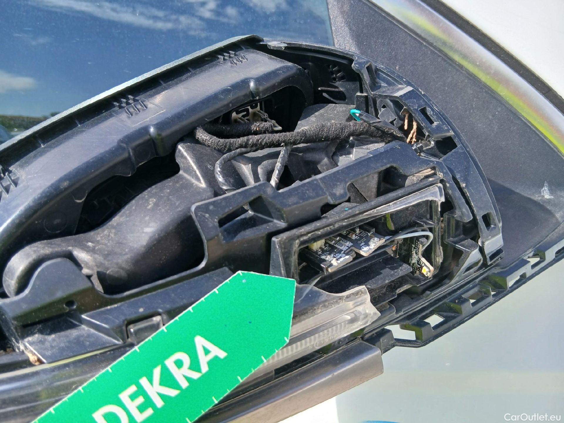  Hyundai  Tucson HYUNDAI  / 2020 / 5P / todoterreno 1.6 CRDI 100kW (136CV) 48V Maxx DCT #93